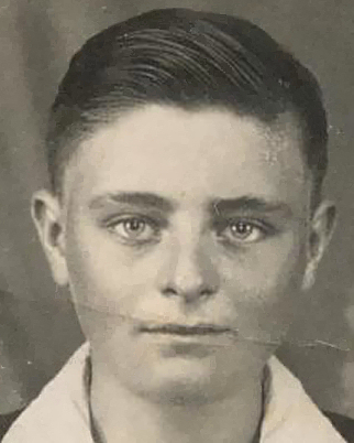 Klik voor foto in apart venster dirkvdb1916_1995.jpg